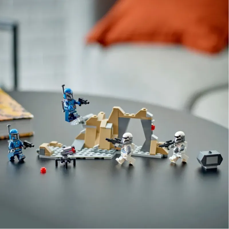 Lego Star Wars -  Ambush On Mandalore Battle 75373