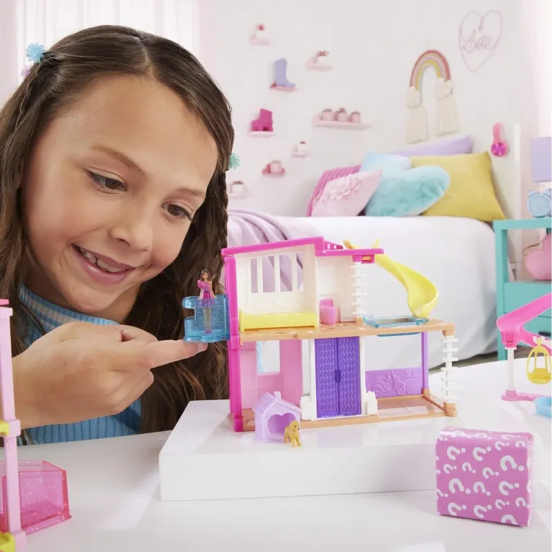 Mattel Barbie - Barbieland Κούκλα Και Αξεσουάρ - Κουκλόσπιτο HYF47 (HYF44)