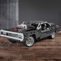 Lego Technic -  Dom's Dodge Charger 42111