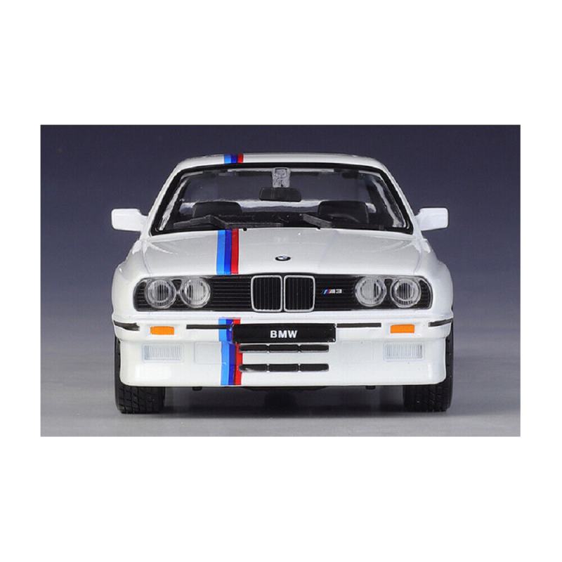 Bburago - 1/24 1988 BMW 3 Series M3 18-21100W