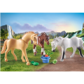 Playmobil Horses Of Waterfall - Τρία Άλογα Με Αξεσουάρ 71356