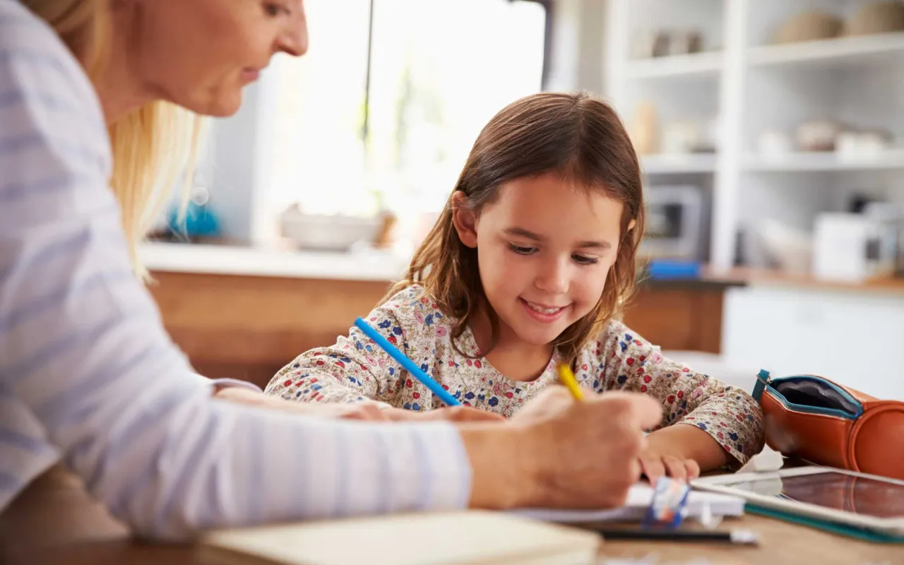 Παιδί και διάβασμα: 5 tips για να διευκολύνετε τη μελέτη του στο σπίτι! Παιδί και διάβασμα: 5 tips για να διευκολύνετε τη μελέτη του στο σπίτι!