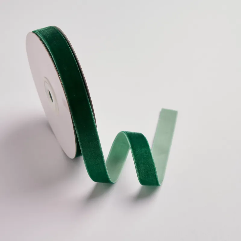 Kyriacou - Κορδέλα Βελούδο Με Ουγιά, 15mmX10M, Green Dark JVEL10XX-XXXX15-65XXXX