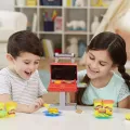 Hasbro Play-Doh - Kitchen Creations, Grill N Stamp Playset F0652 Hasbro Play-Doh - Kitchen Creations, Grill N Stamp Playset F0652
