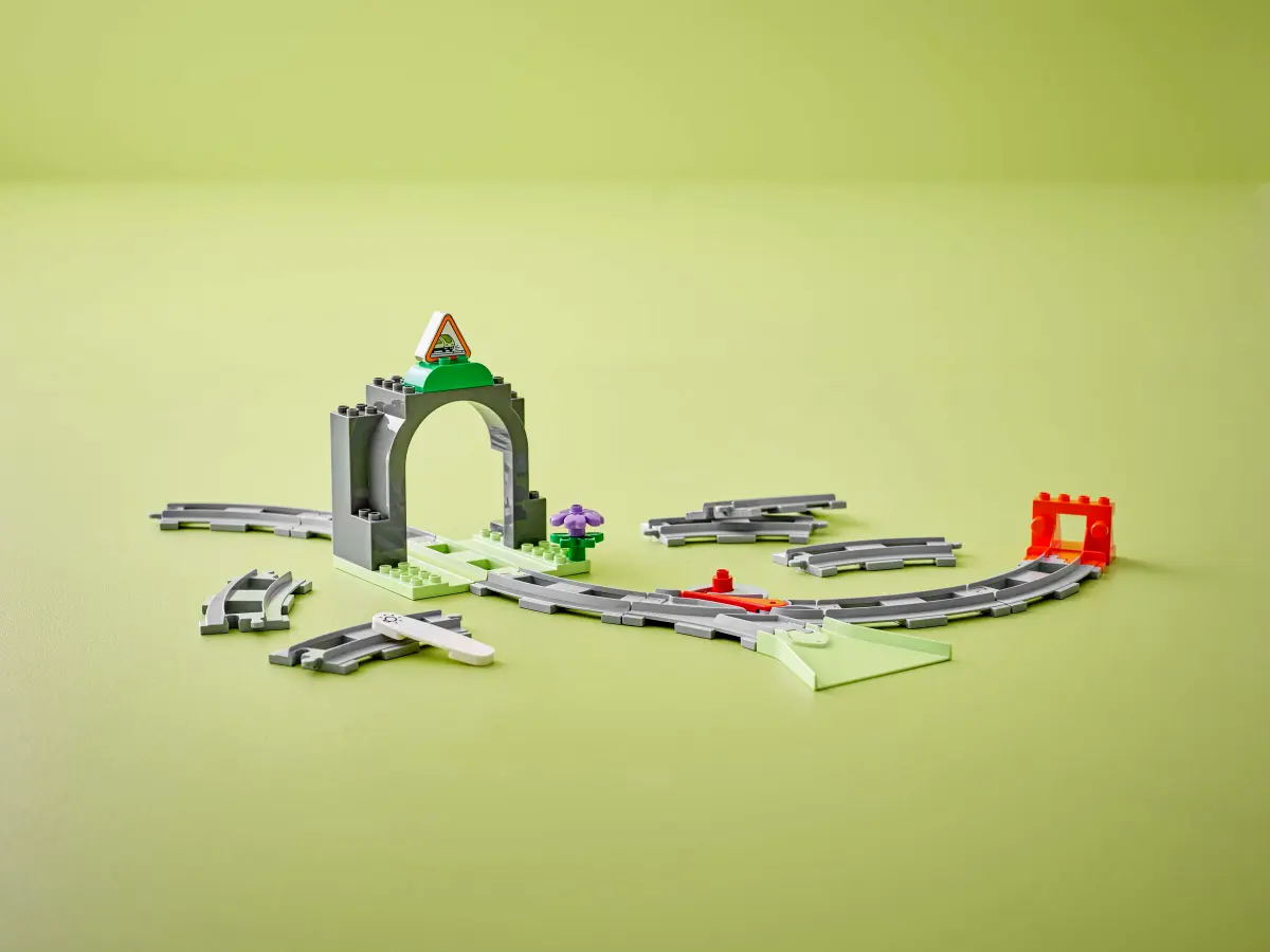 Lego Duplo - Train Tunnel and Tracks Expansion Set 10425