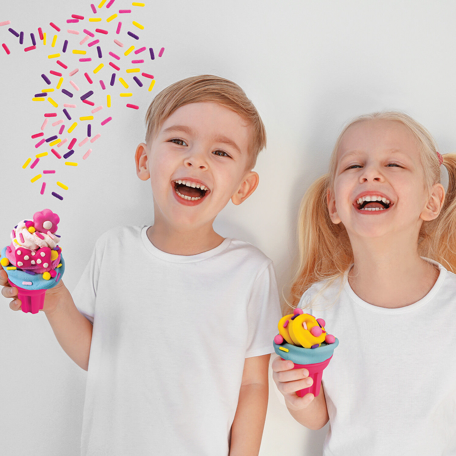 AS - Πλαστελίνη Disney Minnie Παγωτοπλαστελίνα Με 6 Βαζάκια-Καπάκια Καλουπάκια 256g & Sprinkles 1045-03617