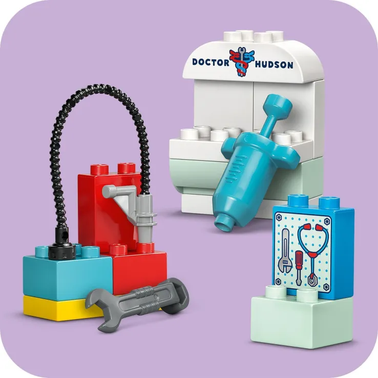 Lego Duplo - Disney McQueen's Visit To Doc's Garage 10456 Lego Duplo - Disney McQueen's Visit To Doc's Garage 10456