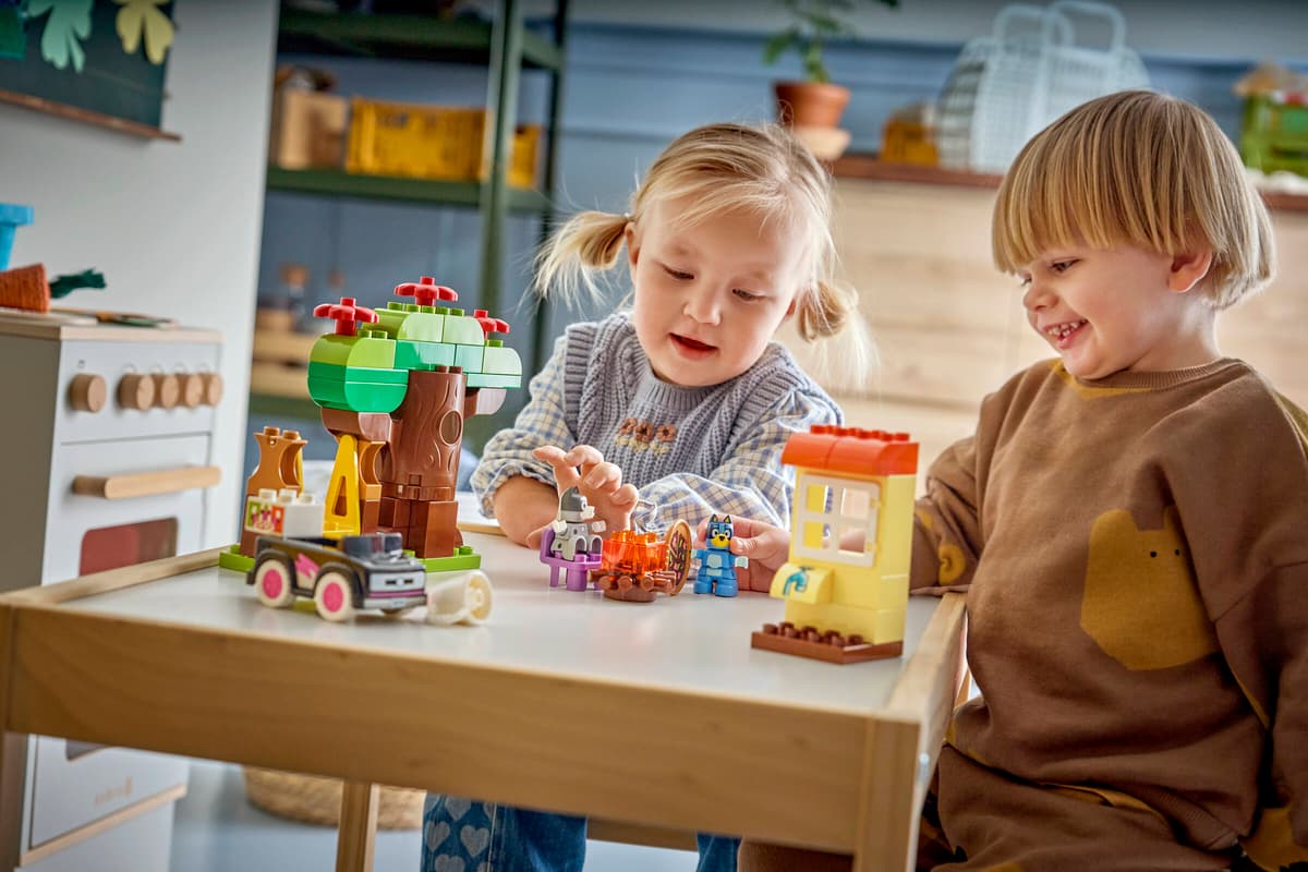 Lego Duplo Bluey - Pizza Girls With Muffin And Bluey 10469