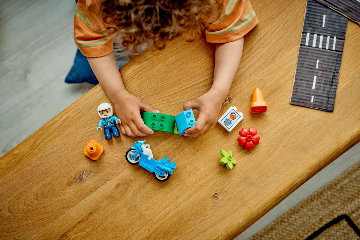 Lego Duplo - Blue Police Motorcycle 10471