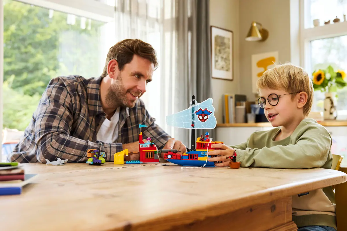 Lego Marvel - Team Spidey Pirate Ship 11208