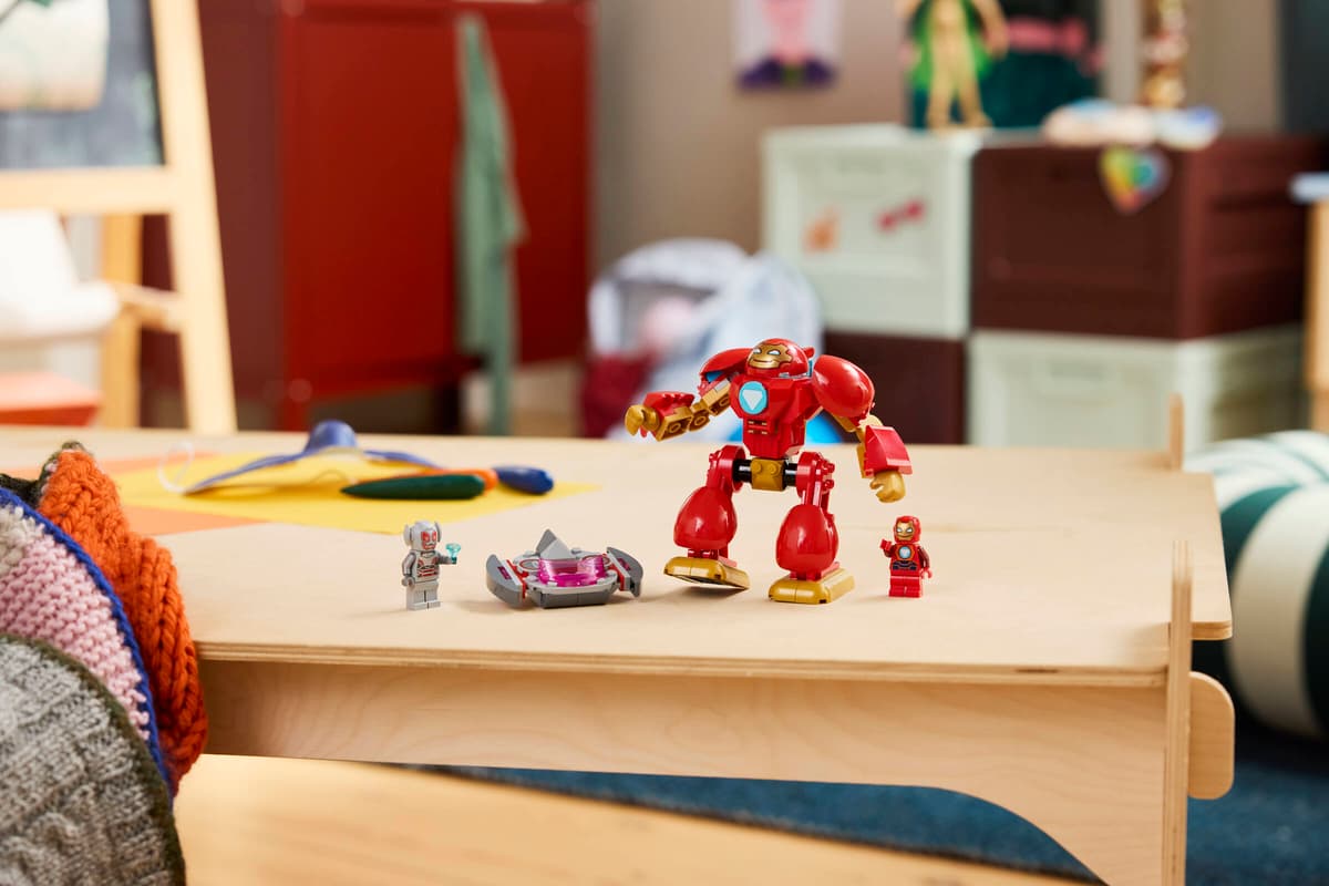 Lego Marvel - Iron Man And His Awesome Friends, Ultron VS. Iron Man 11209