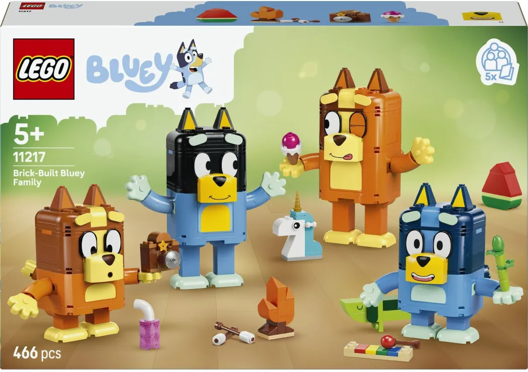 Lego Bluey - Brick-Built Bluey Family 11217
