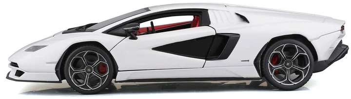 Bburago - 1/24 Lamborghini Countach LPI 800-4 18-21102