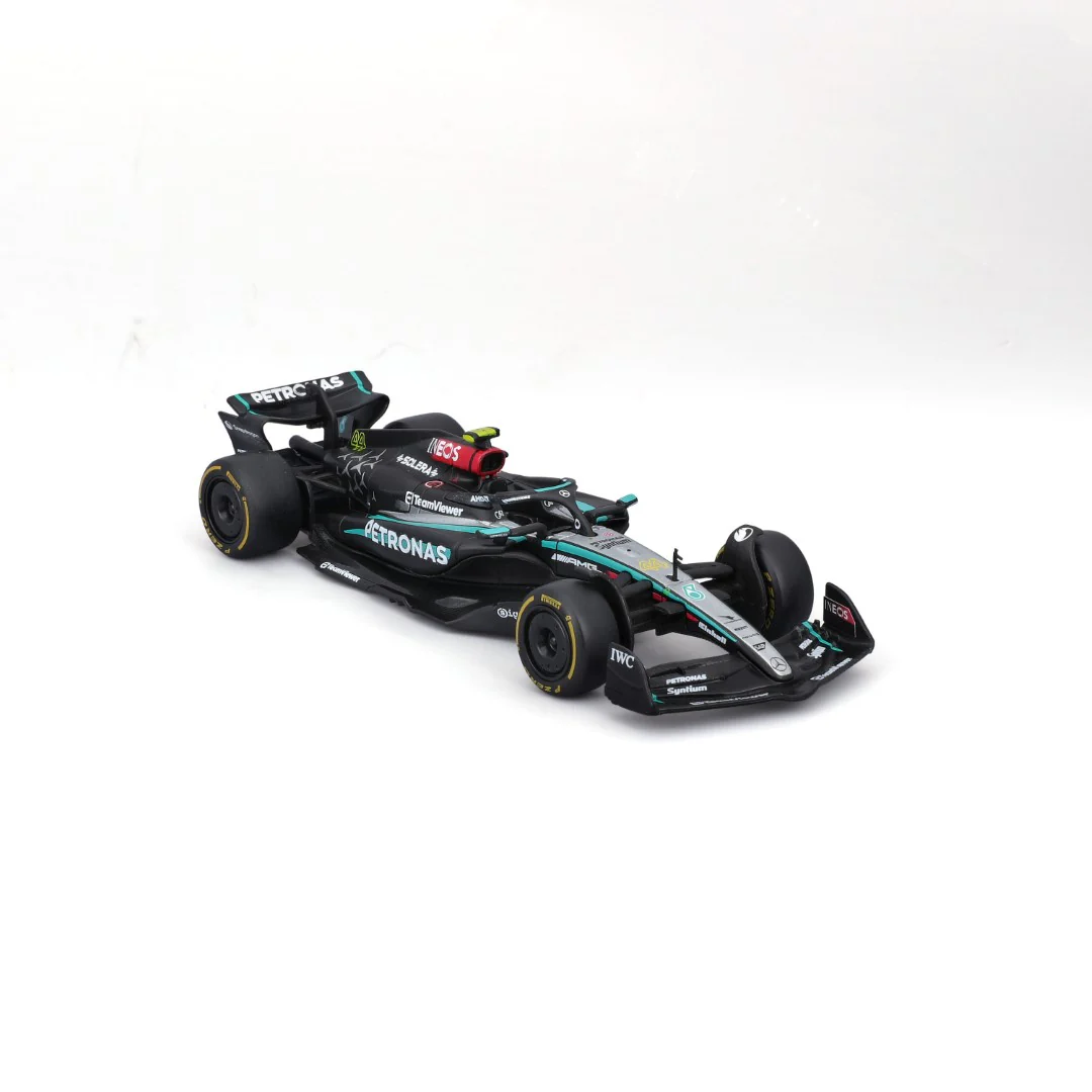 Bburago - 1/43 Race, Mercedes F1 W15 E-Performance #44 18-38208H