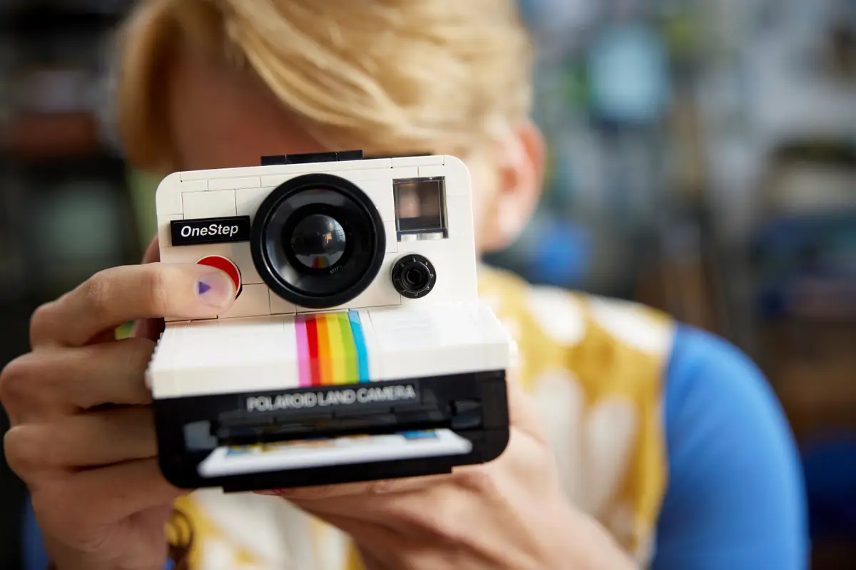 Lego Ideas - Polaroid OneStep SX-70 Camera 21345