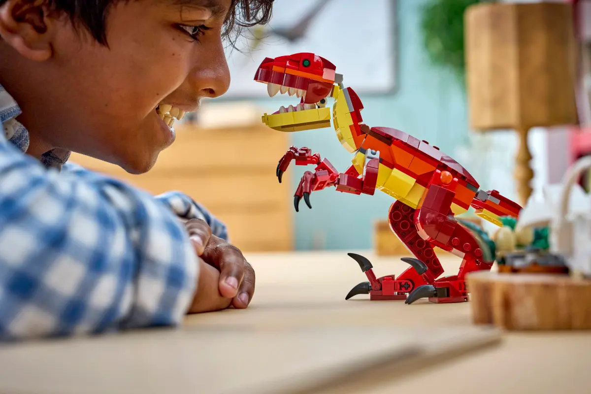 Lego Creator - Fierce Dinosaur 31379