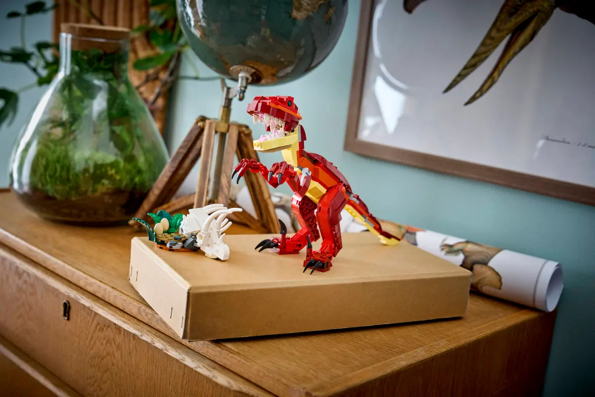 Lego Creator - Fierce Dinosaur 31379