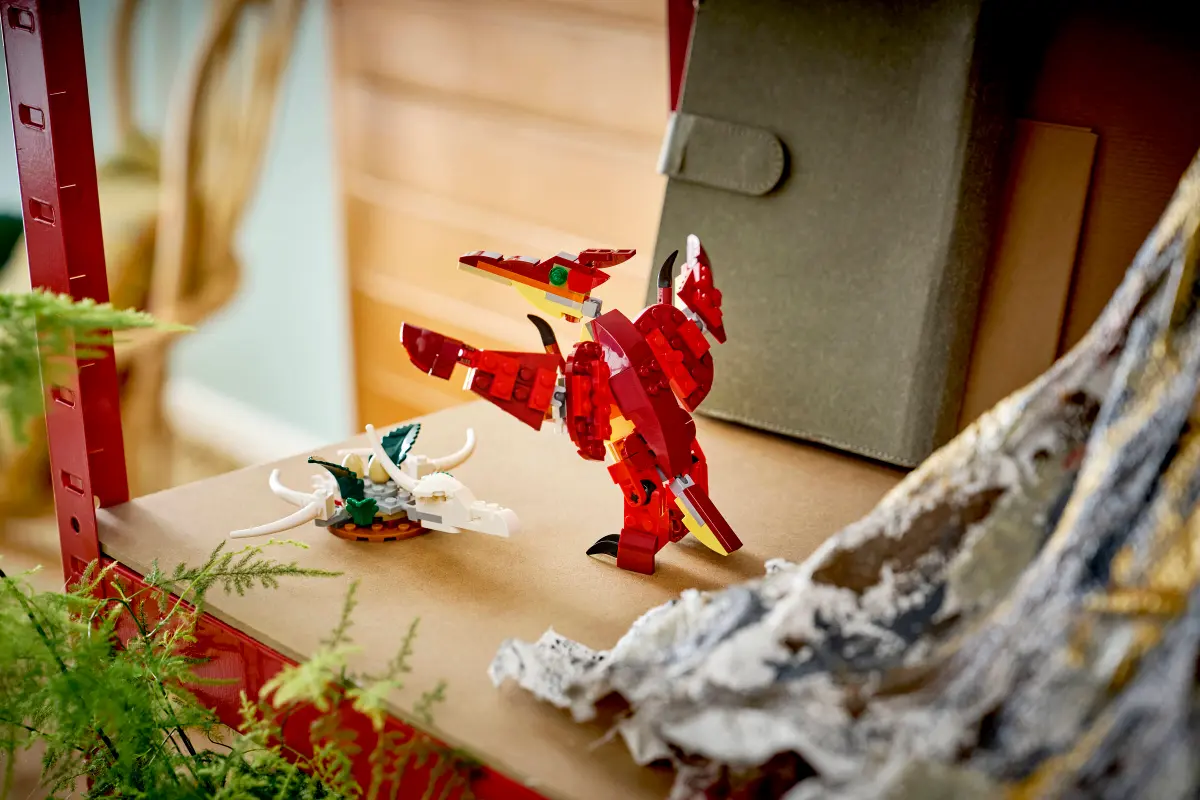 Lego Creator - Fierce Dinosaur 31379