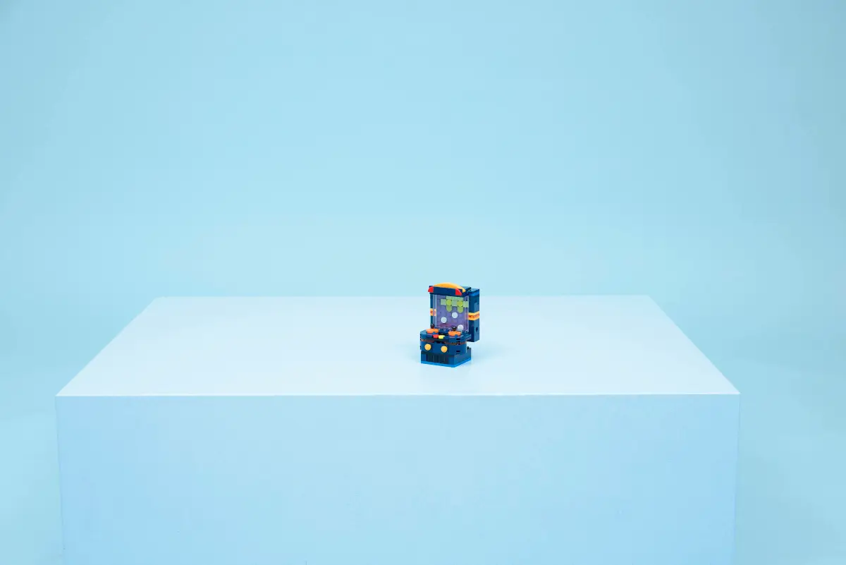 Lego Creator - Creator 3in1 Retro Gaming Console 31380