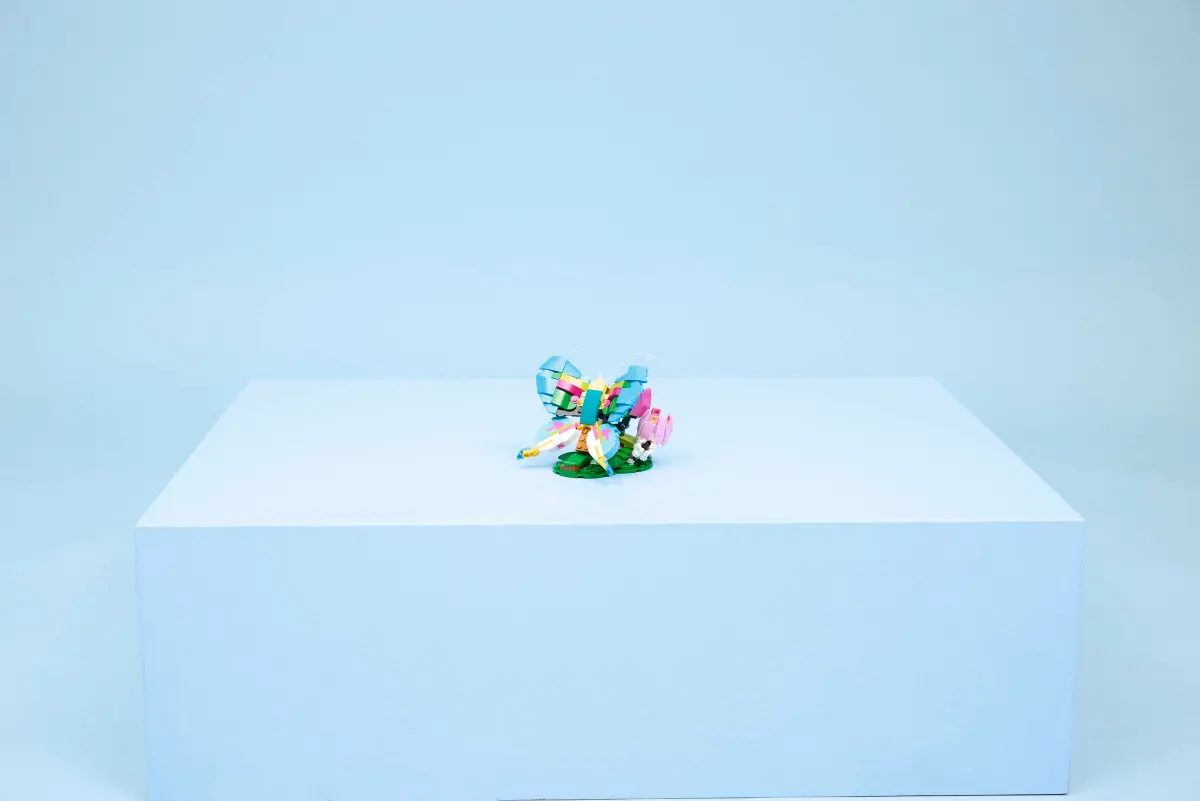 Lego Creator - Wild Animals: Colorful Hummingbird 31384