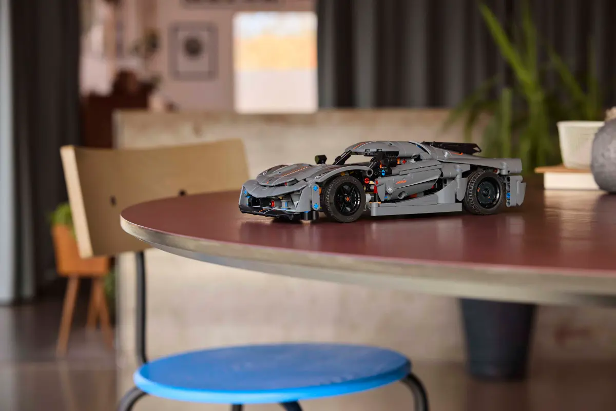 Lego Technic - Koenigsegg Jesko Absolut Grey Hypercar 42173