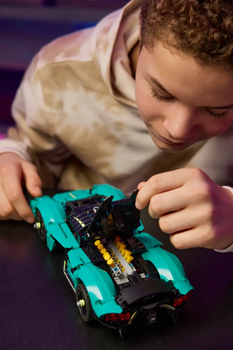 Lego Technic - Aston Martin Valkyrie 42208 Lego Technic - Aston Martin Valkyrie 42208