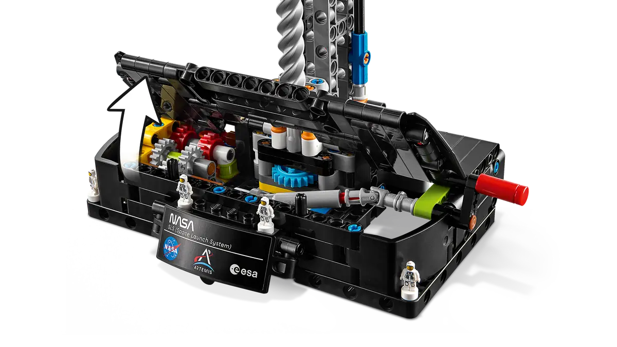 Lego Technic - Nasa Artemis Space Launch System Rocket 42221