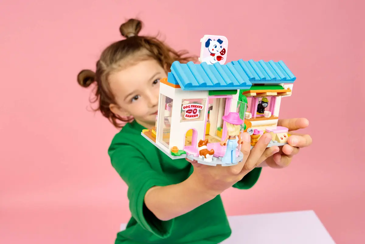 Lego Friends - Dog Treats Bakery 42677