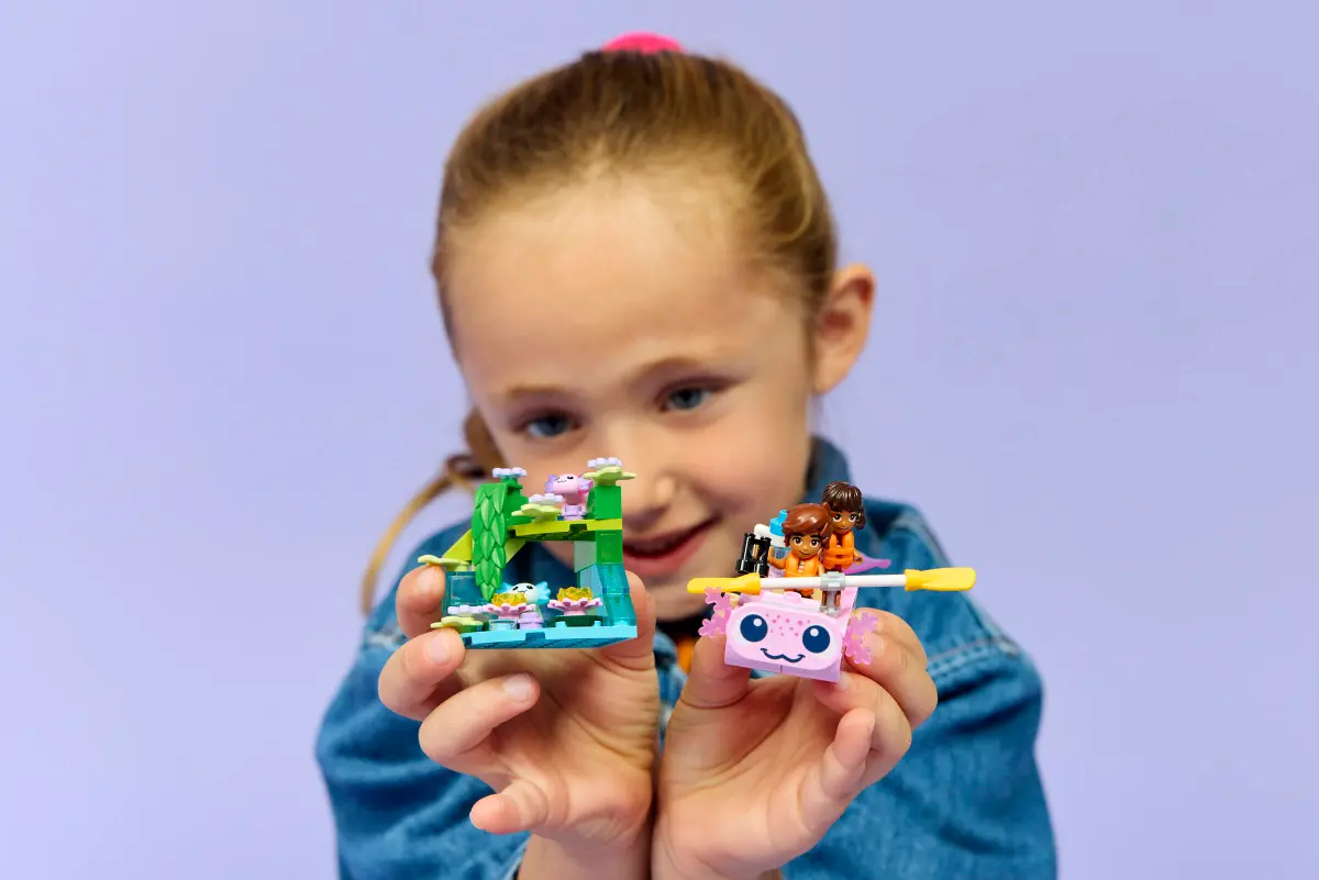 Lego Friends - Axolotl Adventure Boat 42681