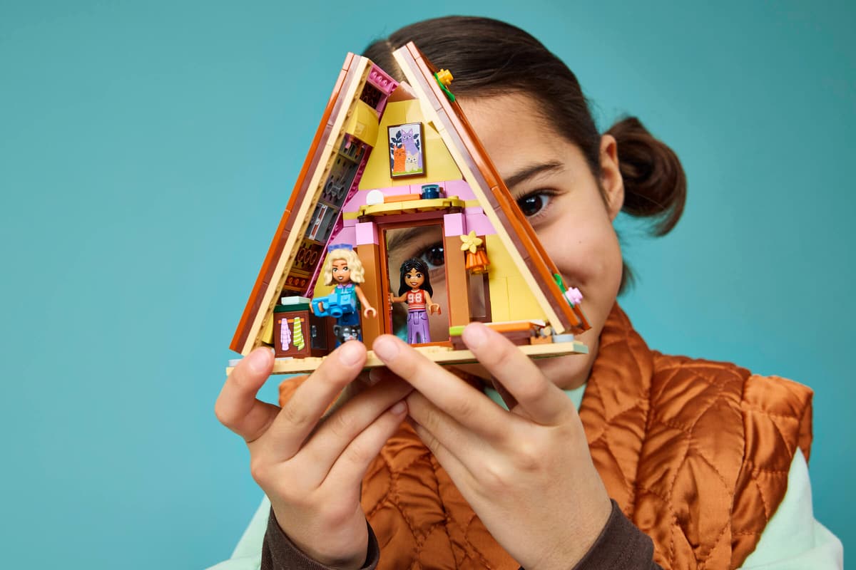 Lego Friends - Nature Glamping Cabin 42682