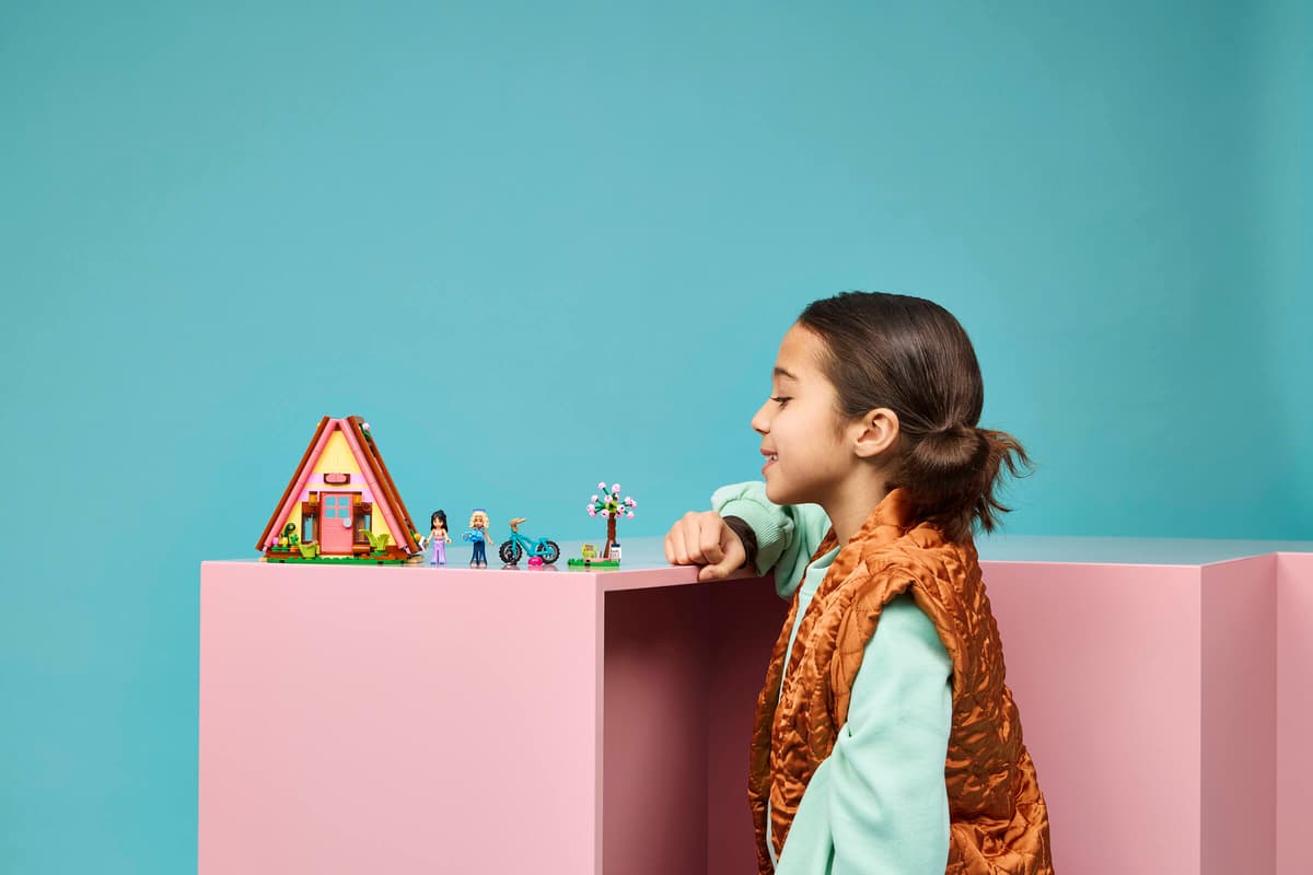 Lego Friends - Nature Glamping Cabin 42682