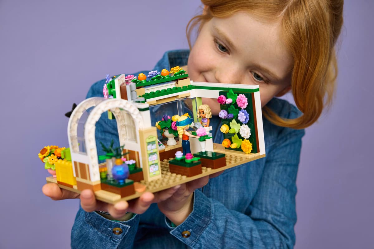 Lego Friends - Creative Flower Shop 42693
