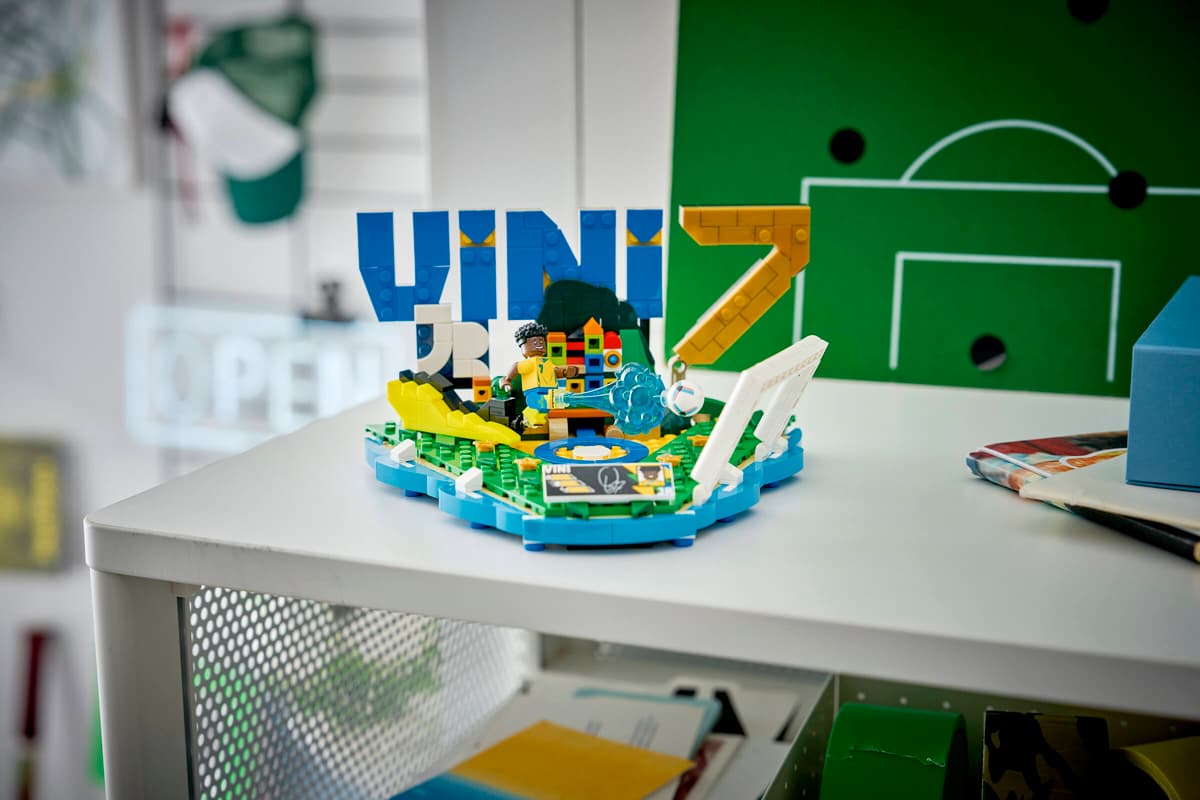 Lego Editions - Vini Jr.-Soccer Highlights 43027