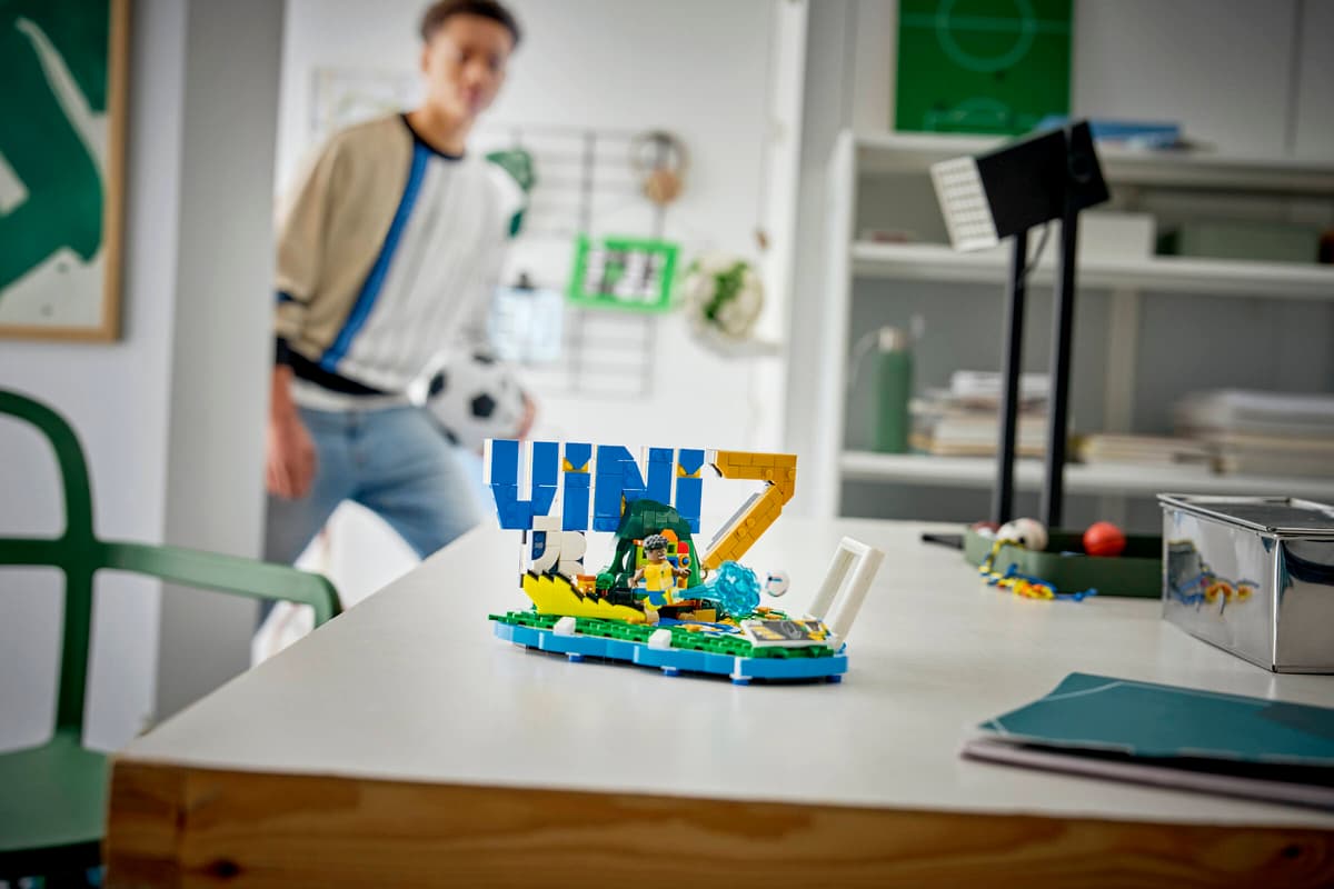 Lego Editions - Vini Jr.-Soccer Highlights 43027