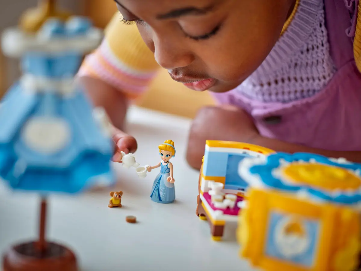 Lego Disney Princess - Cinderella's Dress 43266 Lego Disney Princess - Cinderella's Dress 43266