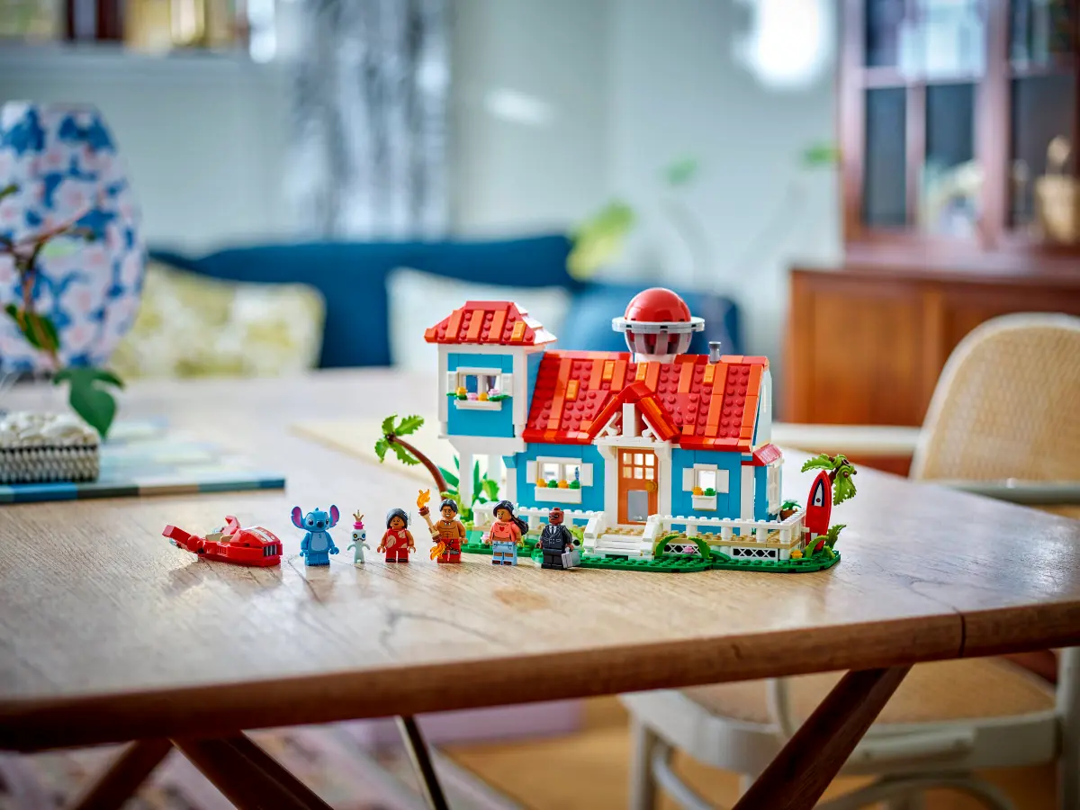 Lego Disney - Lilo & Stitch Beach House 43268