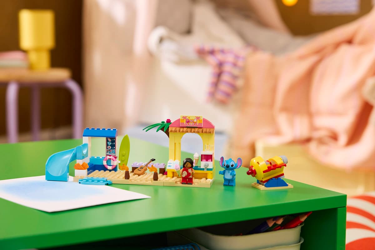 Lego Disney - Beach Fun With Lilo & Stitch 43280