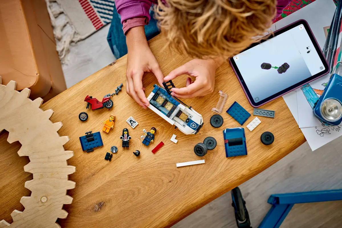 Lego City - Police Prisoner Transport Van 60479