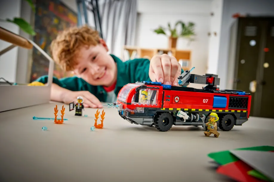 Lego City - Airport Fire Truck 60499