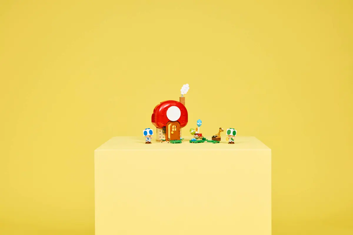 Lego Super Mario - Party At Toad's House 72041