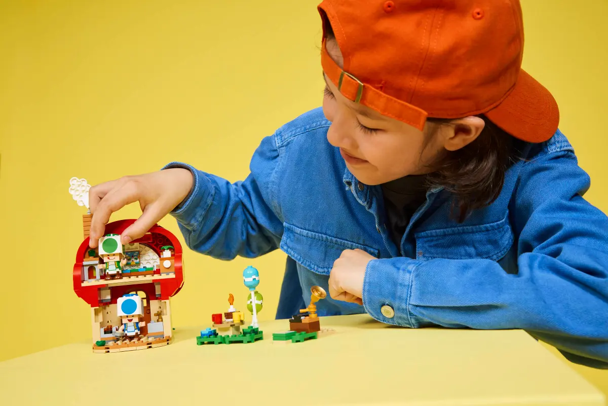 Lego Super Mario - Party At Toad's House 72041