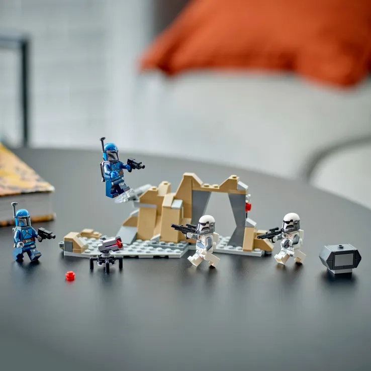 Lego Star Wars -  Ambush On Mandalore Battle 75373