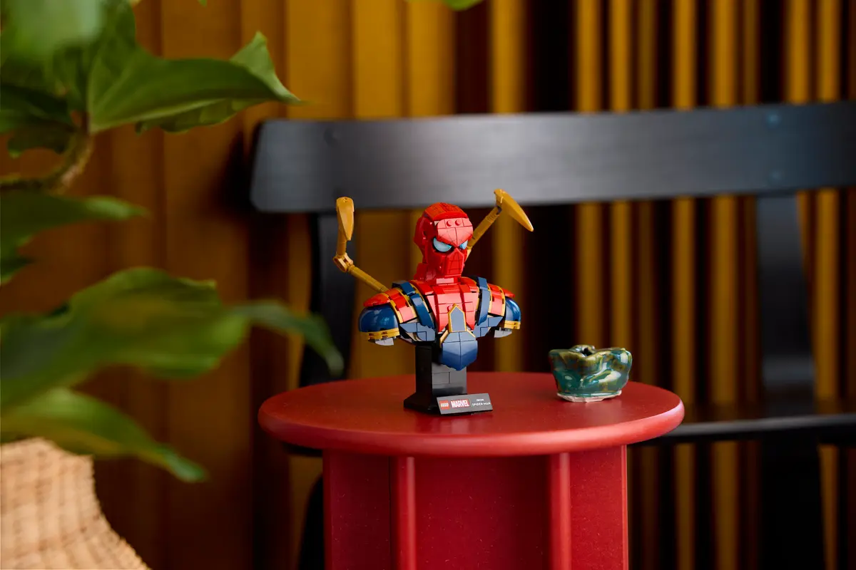 Lego Spiderman - Iron Spider-Man Bust 76326