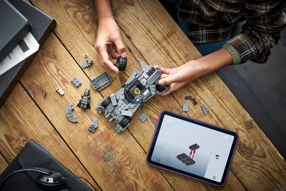 Lego Batman - Super Heroes Batman vs. Superman Batmobile 76331