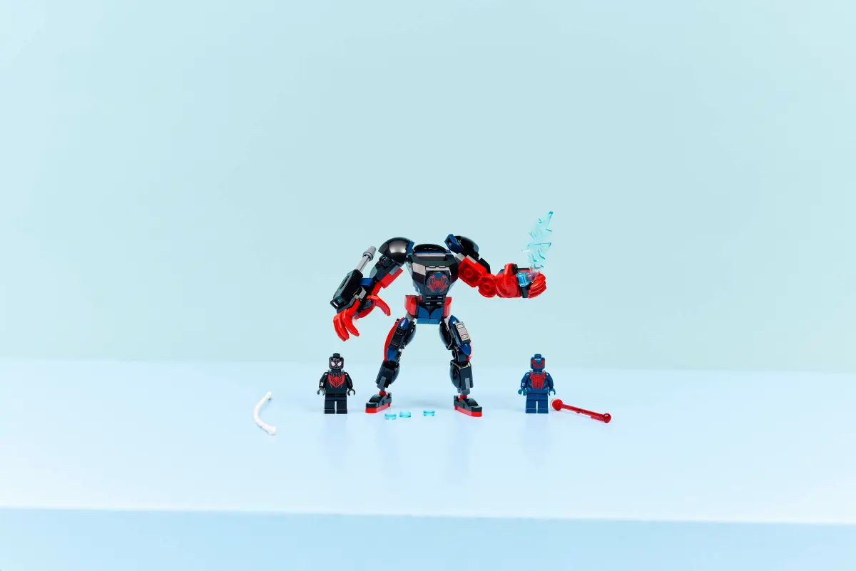 Lego Marvel - Miles Morales vs. Spider-Man 2099 76337