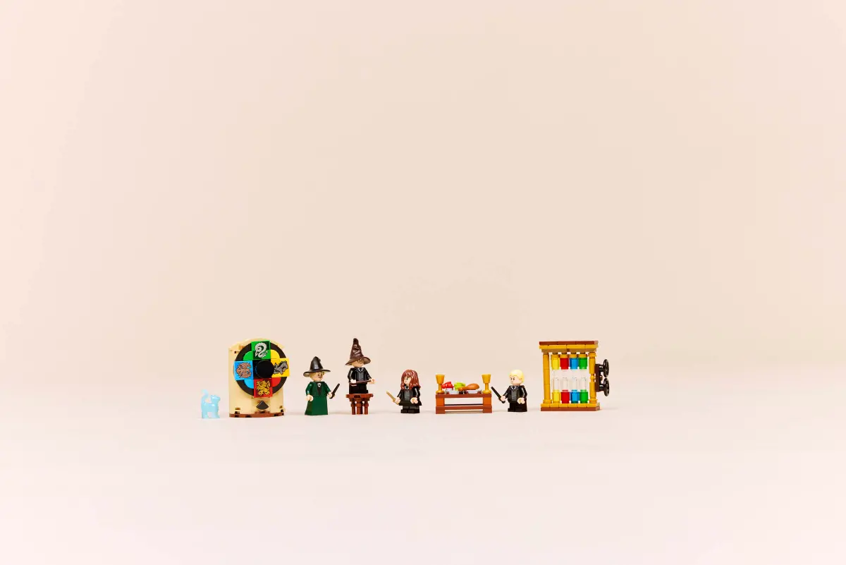 Lego Harry Potter - Hogwarts Castle: Sorting Hat Ceremony 76460