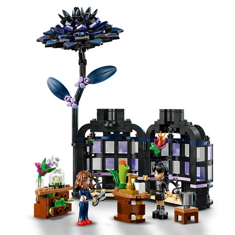 Lego Wednesday - Black Dahlia Flower 76784 Lego Wednesday - Black Dahlia Flower 76784
