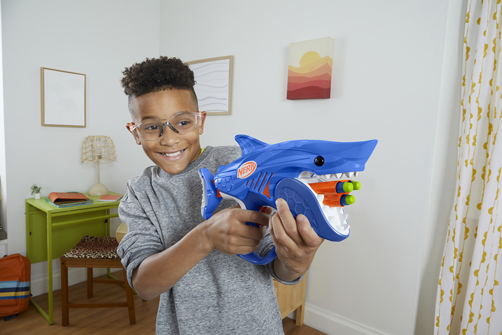 Hasbro - Easy Play, Nerf JR. Wild, Sharkfire F8645 Hasbro - Easy Play, Nerf JR. Wild, Sharkfire F8645