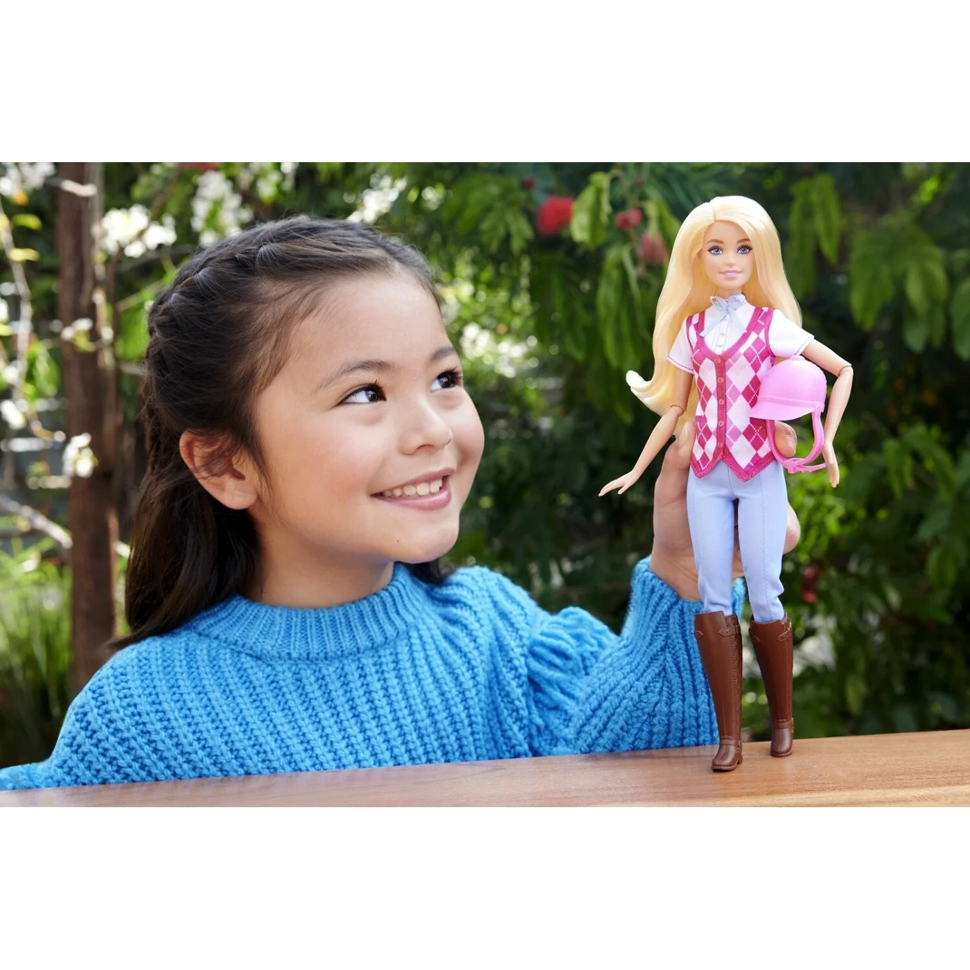 Mattel Barbie - Mysteries The Horse Chase Doll Ιππασία HXJ38 (HXP06)