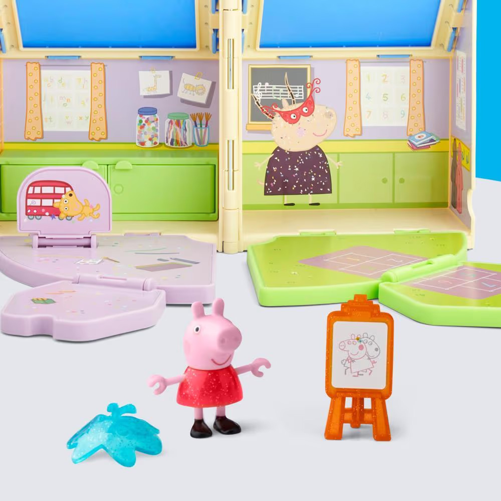 Hasbro - Peppa Pig, Peppa's Pop-Open Playgroup G0530